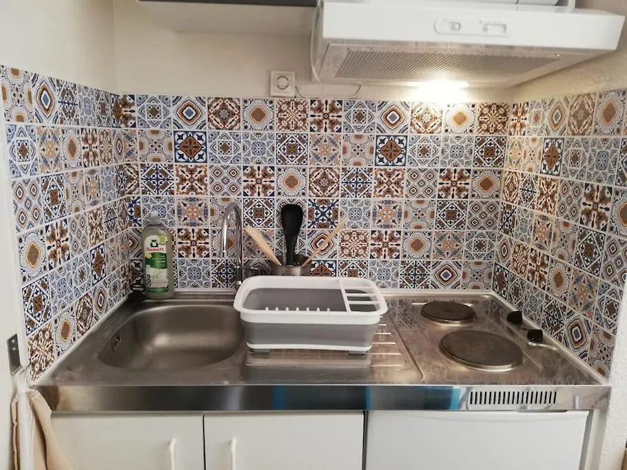 Apartman Studio Avec Terrasse Et Parking Proche Centre Ville Avignon